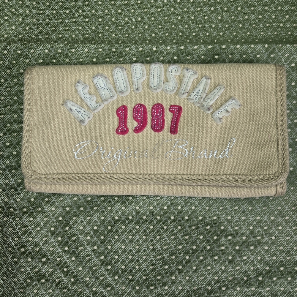 Aeropostale Beige 3-fold Wallet with Embroidered Logo and Outside Zipper Pocket